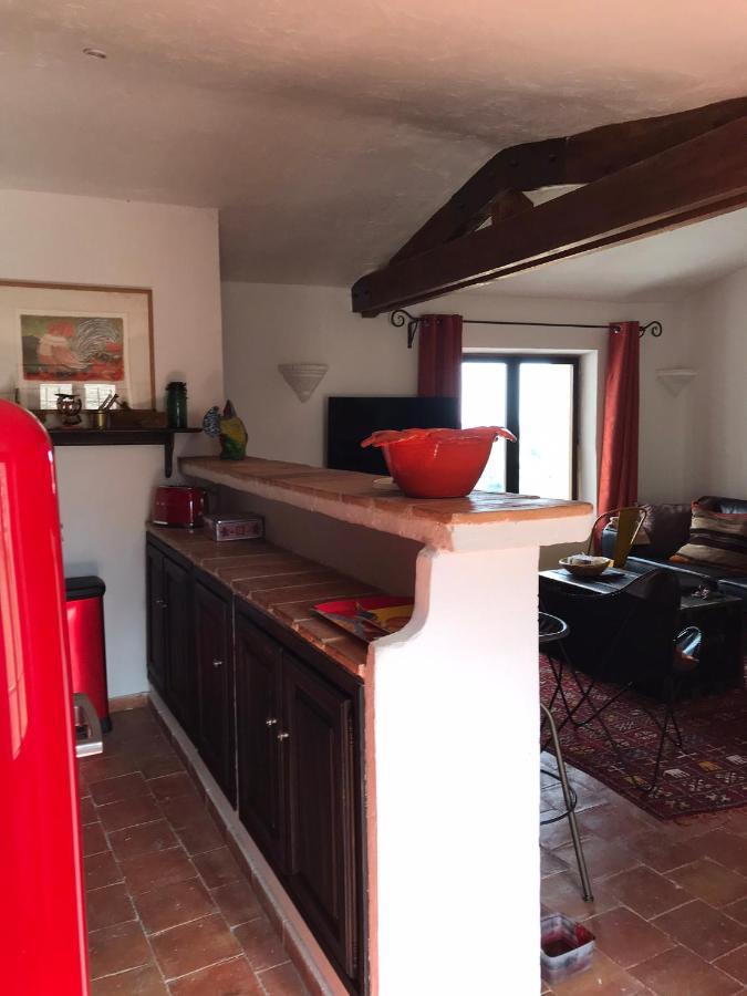 Appartement Derrière l'église à Saint-Paul-de-Vence Extérieur photo