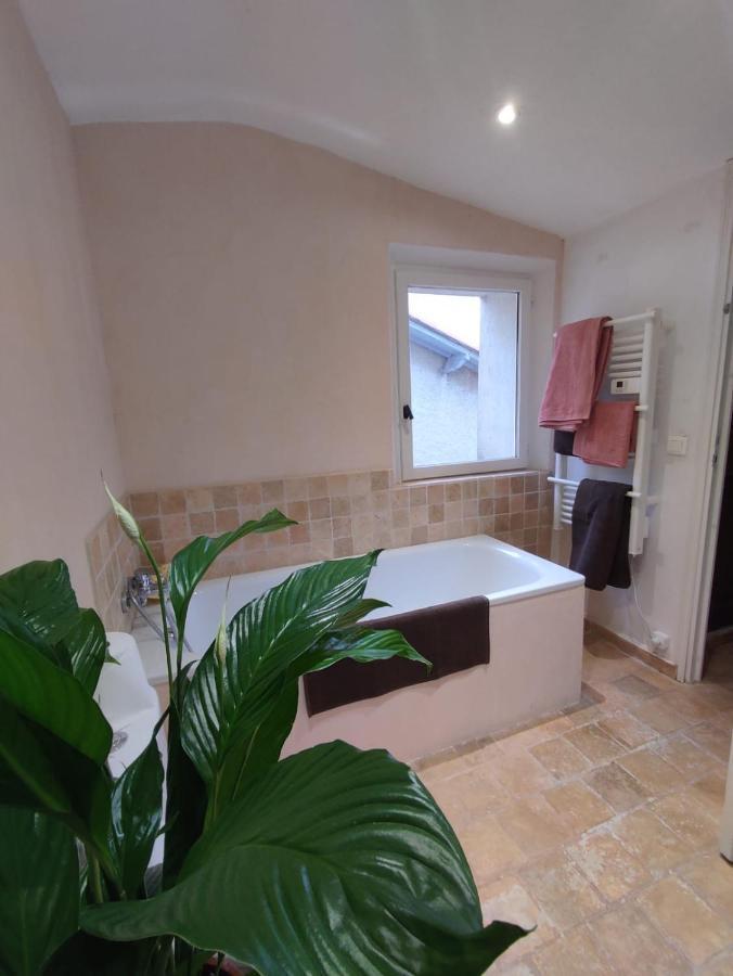 Appartement Derrière l'église à Saint-Paul-de-Vence Extérieur photo